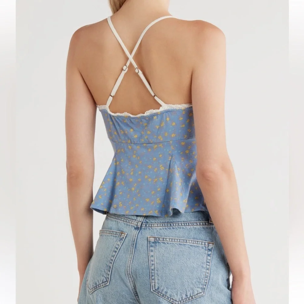 134. Free People Women’s Blue and Yellow Floral Camisole NWT Size Medium